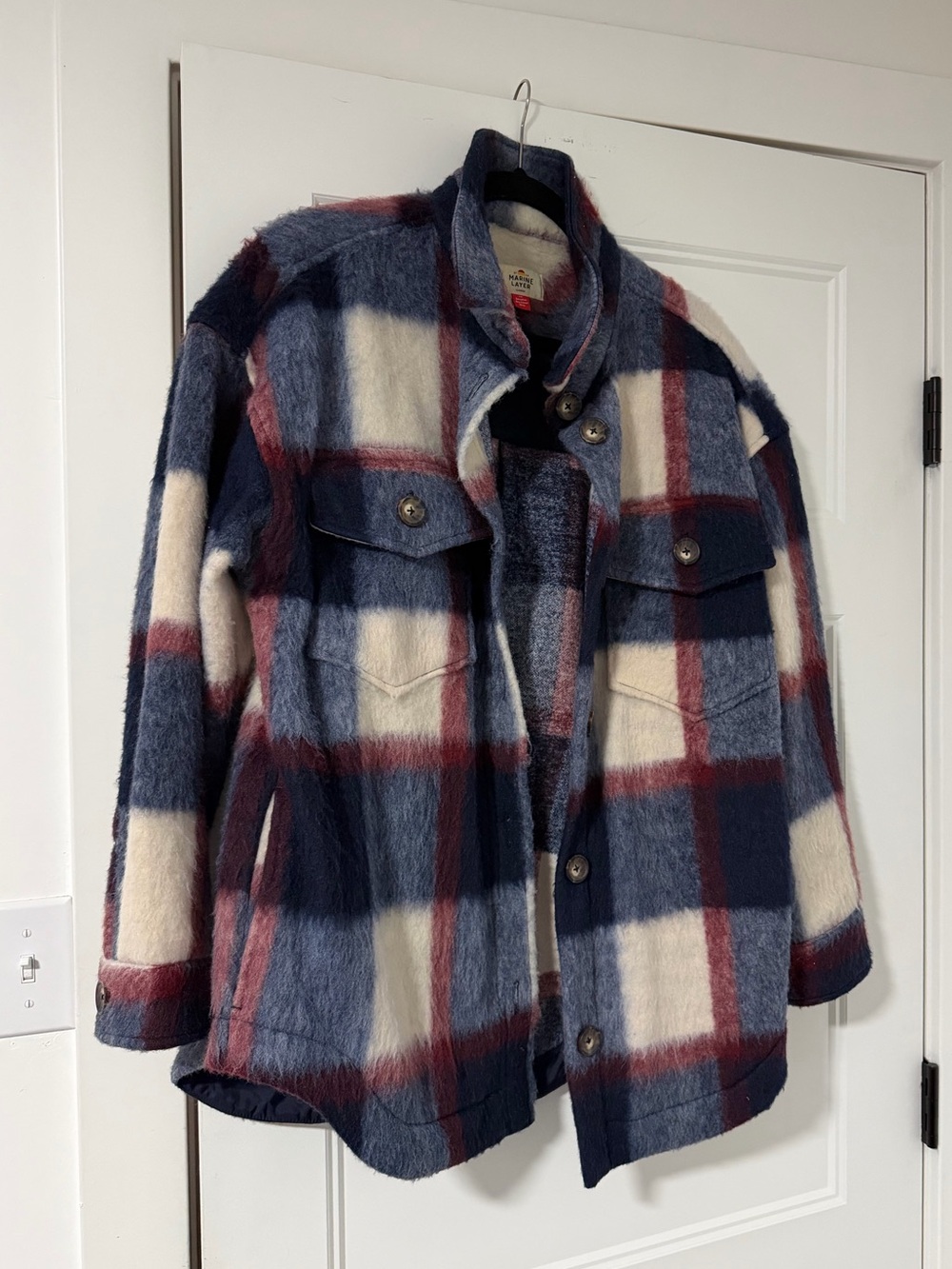 Marine Layer Plaid Womens Shirt Jacket in Navy, Cream & Red - Size L